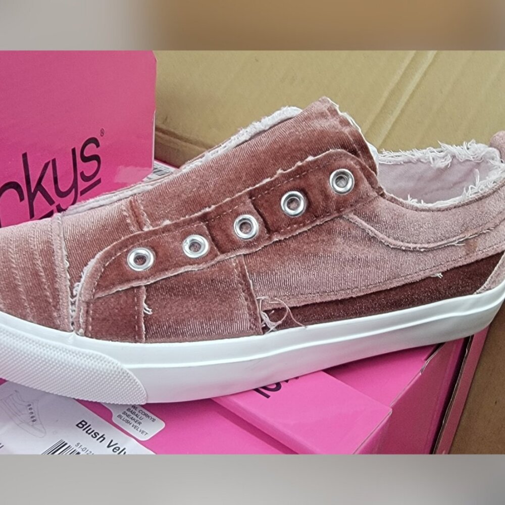 Blush Velvet Corkys